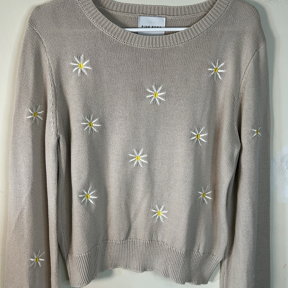 Pink Rose‎ Beige Cropped Sweater w/White & Yellow Daisy Embroidery Size Large
